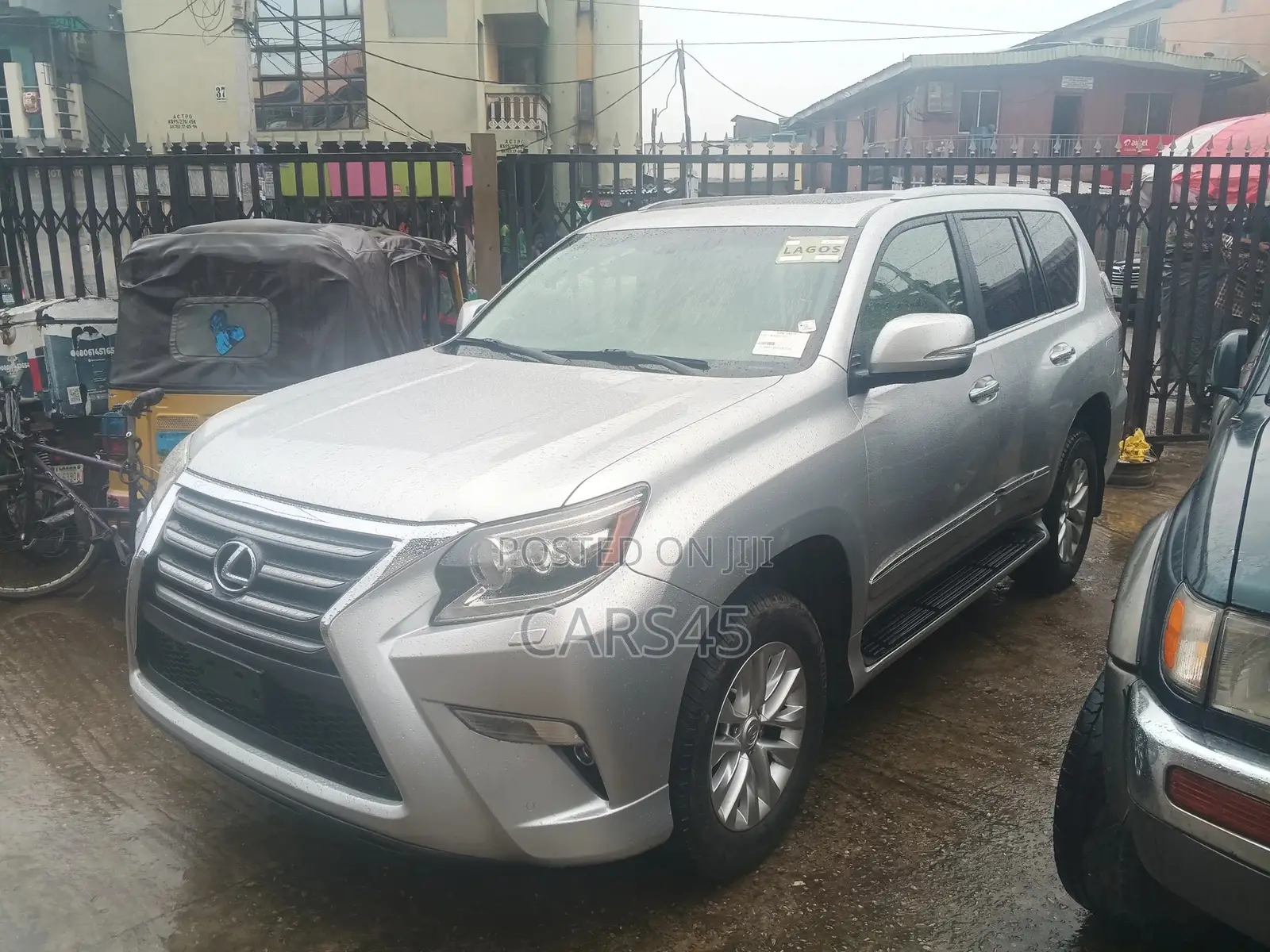 Lexus GX 2015 Silver