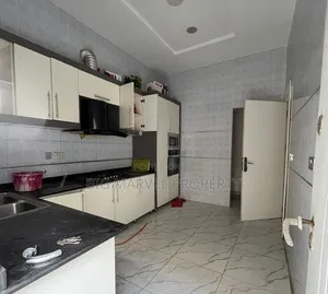 4bdrm Duplex in Estate In Orchid, Lekki Expressway for rent
