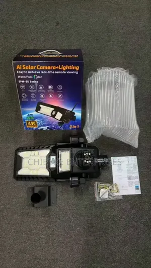 REAL 3Lens Solar PTZ Street Light Camera