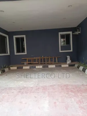 4bdrm Duplex in Gra for rent