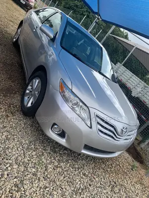 Toyota Camry 2009 Silver