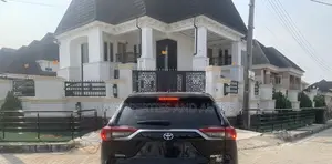 Toyota RAV4 XLE AWD 2020 Black
