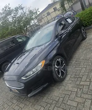 Ford Fusion SE 4dr Sedan (2.5L 4cyl 6A) 2014 Black