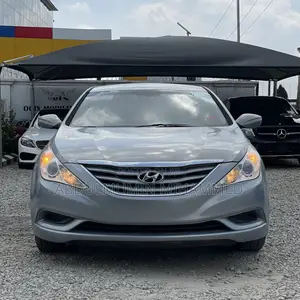 Hyundai Sonata 2011