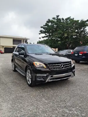 Mercedes-Benz M Class ML350 4MATIC 4dr SUV AWD (3.5L 6cyl 7A) 2014