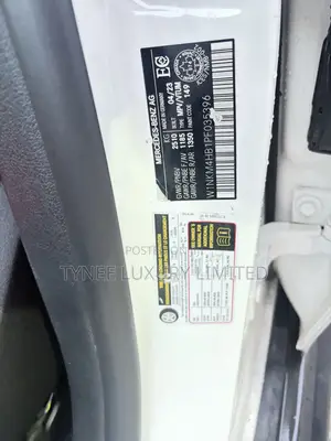 Mercedes-Benz GLC-Class GLC 300 2023 White