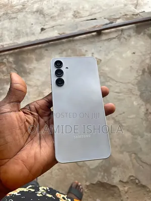 Samsung Galaxy A16 128 GB Silver
