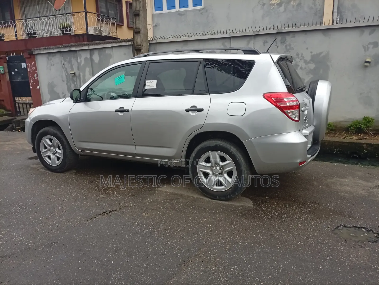 Toyota RAV4 2011 Silver
