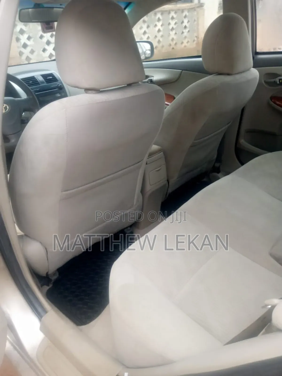 Toyota Corolla 2009 Gold