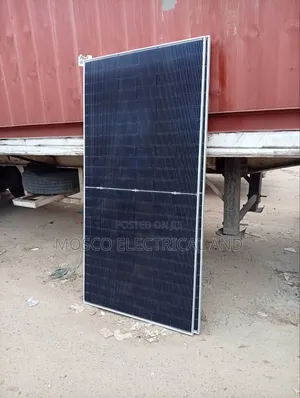 600watts Jinko Solar Panels