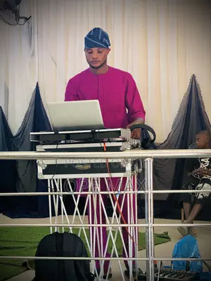 Wf DJ Max Entertainment