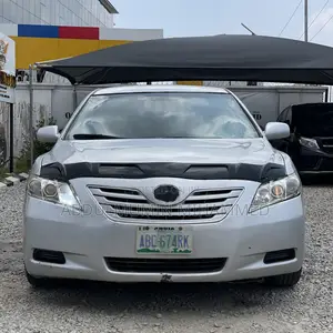 Toyota Camry LE V6 4dr Sedan (3.5L 6cyl 6AM) 2008 White