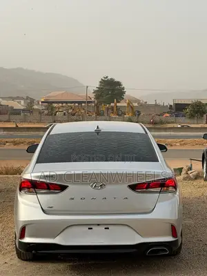Hyundai Sonata SE 2018 Silver