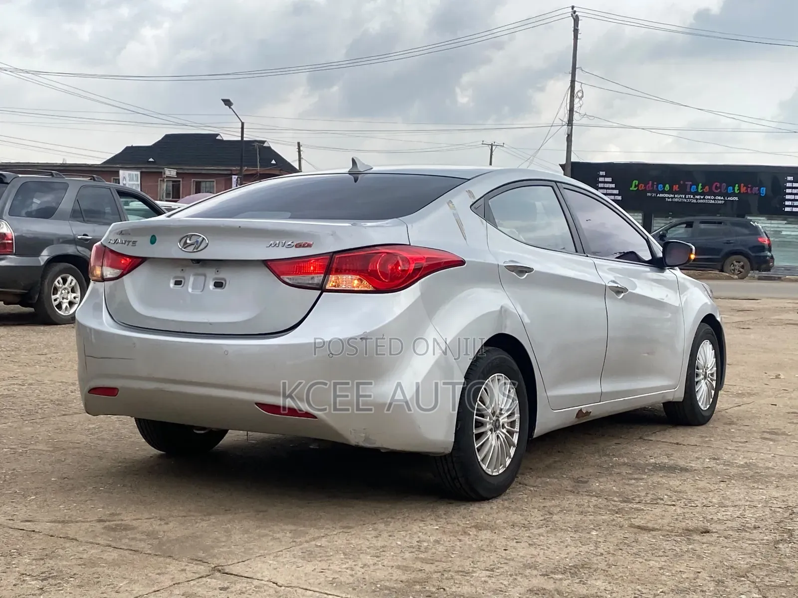 Hyundai Elantra 2012 Silver
