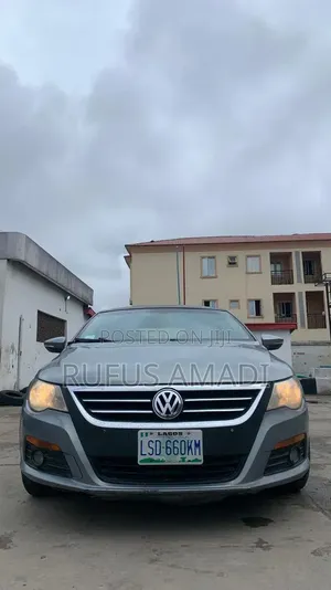 Volkswagen Passat 2009 Blue