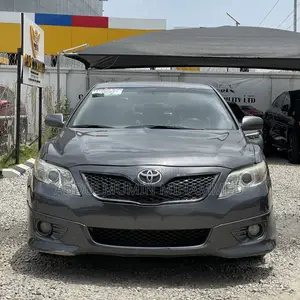 Toyota Camry SE 4dr Sedan (2.5L 4cyl 6AM) 2010 Black