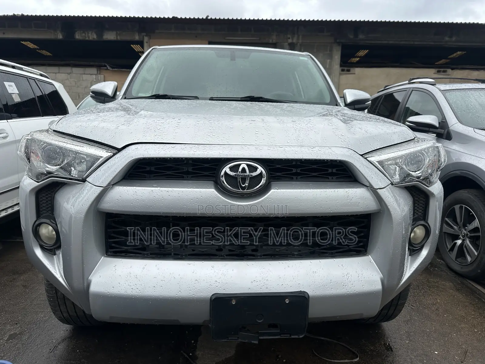 Toyota 4-Runner SR5 4x4 2019 Silver