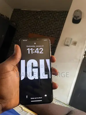 Apple iPhone 11 Pro Max 64 GB Gold
