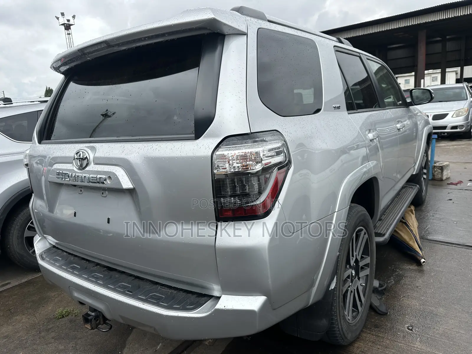 Toyota 4-Runner SR5 4x4 2019 Silver