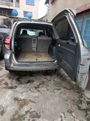 Toyota RAV4 2007 Silver