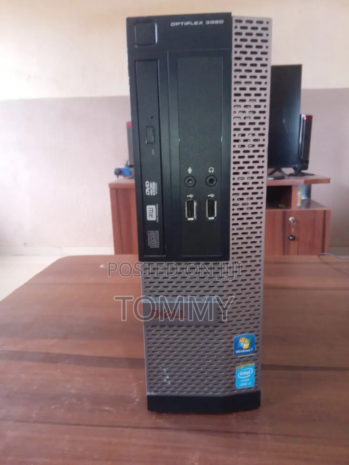 Desktop Computer Dell OptiPlex 3020 4GB Intel Core i3 HDD 256GB