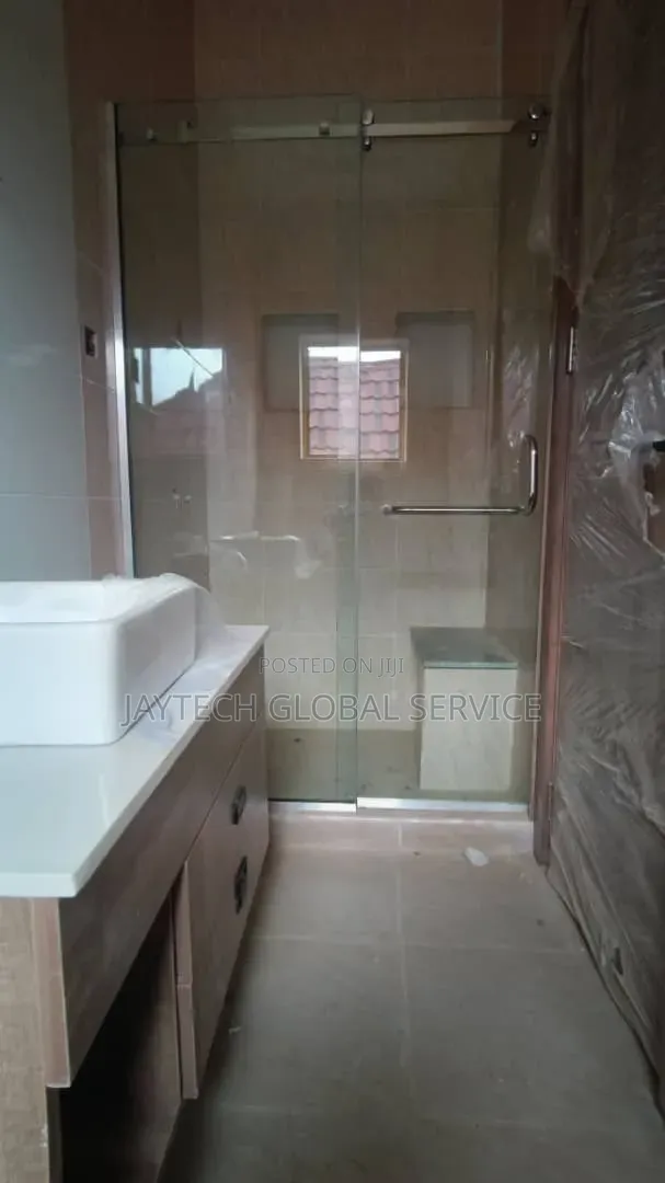 Bathroom Shower Cubicle