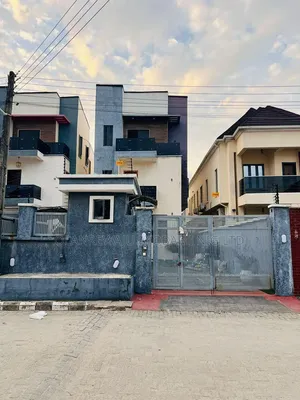 5bdrm Apartment in Ajah for sale