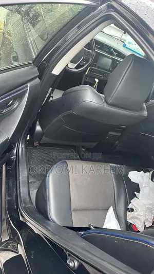 Toyota Corolla 2017 Black