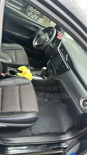 Toyota Corolla 2017 Black