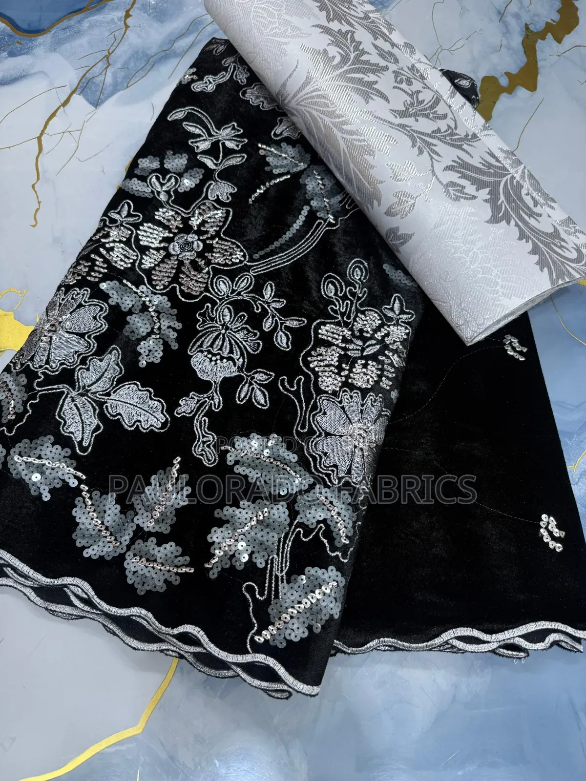 Big Velvet Lace