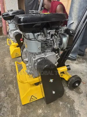 5.0hp EY20D Gasoline Scarifying Heavy Duty Machine