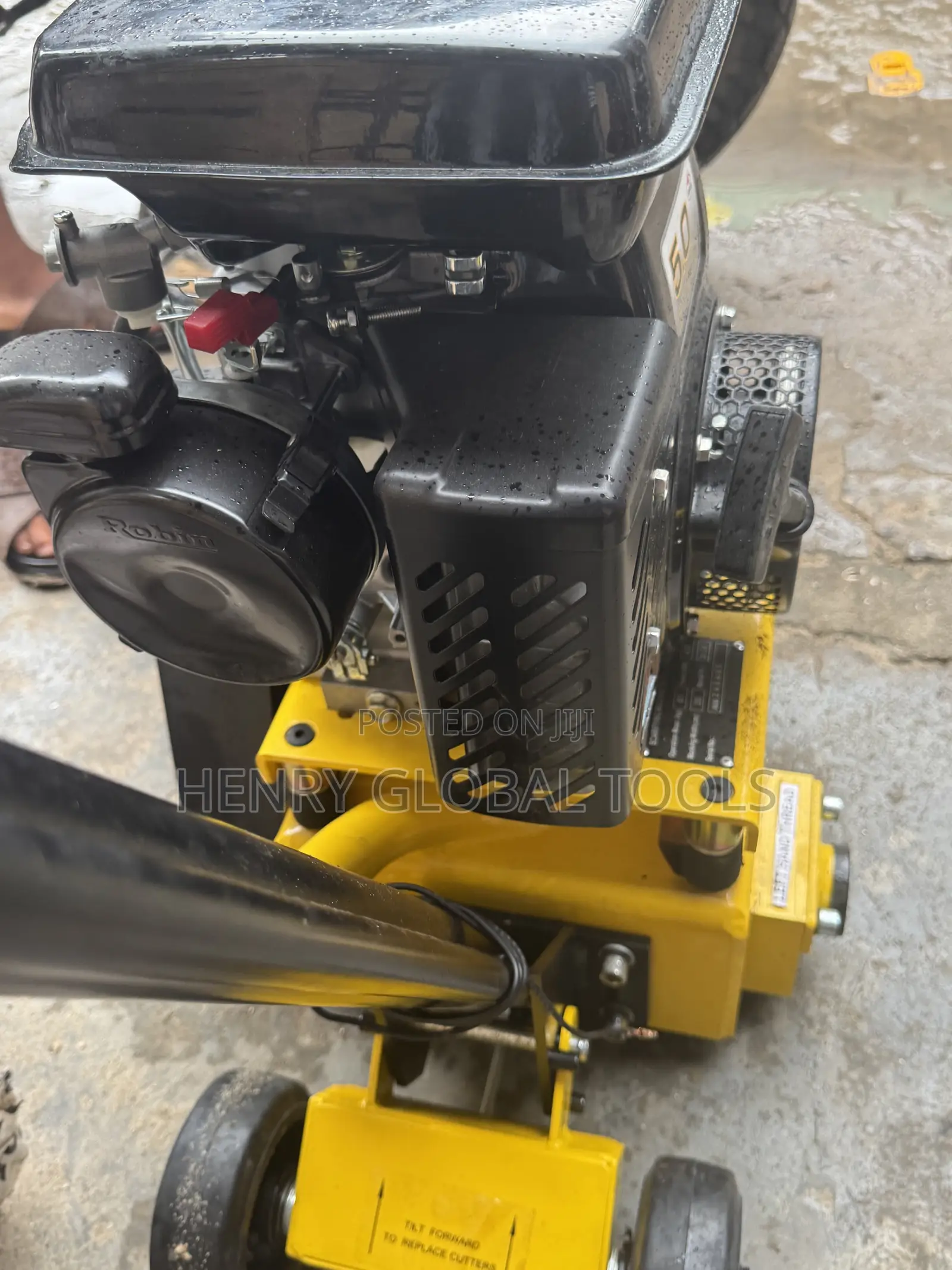 5.0hp EY20D Gasoline Scarifying Heavy Duty Machine
