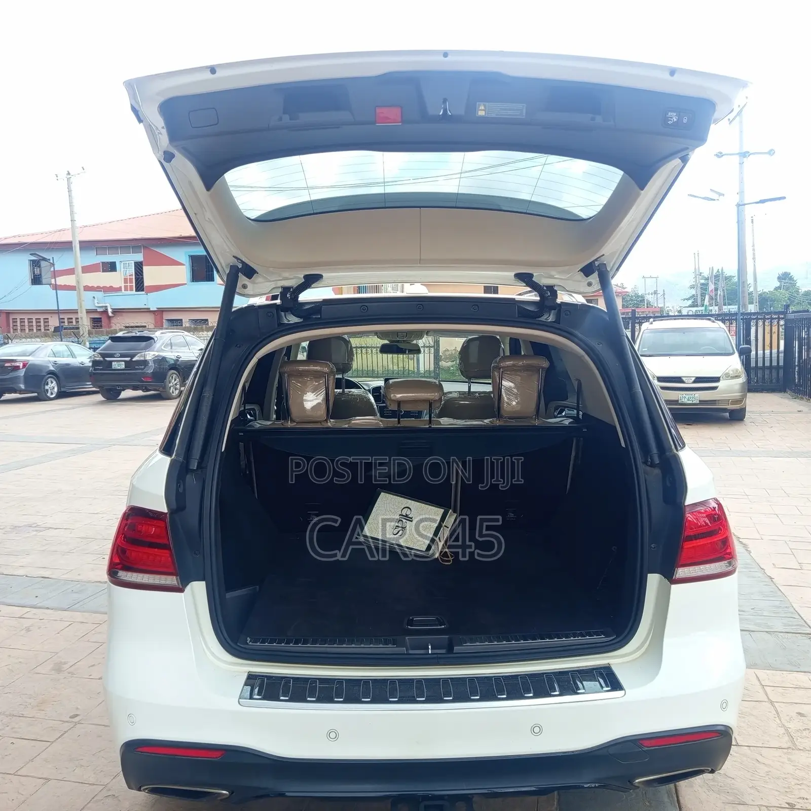 Mercedes-Benz GLE-Class 2016 White