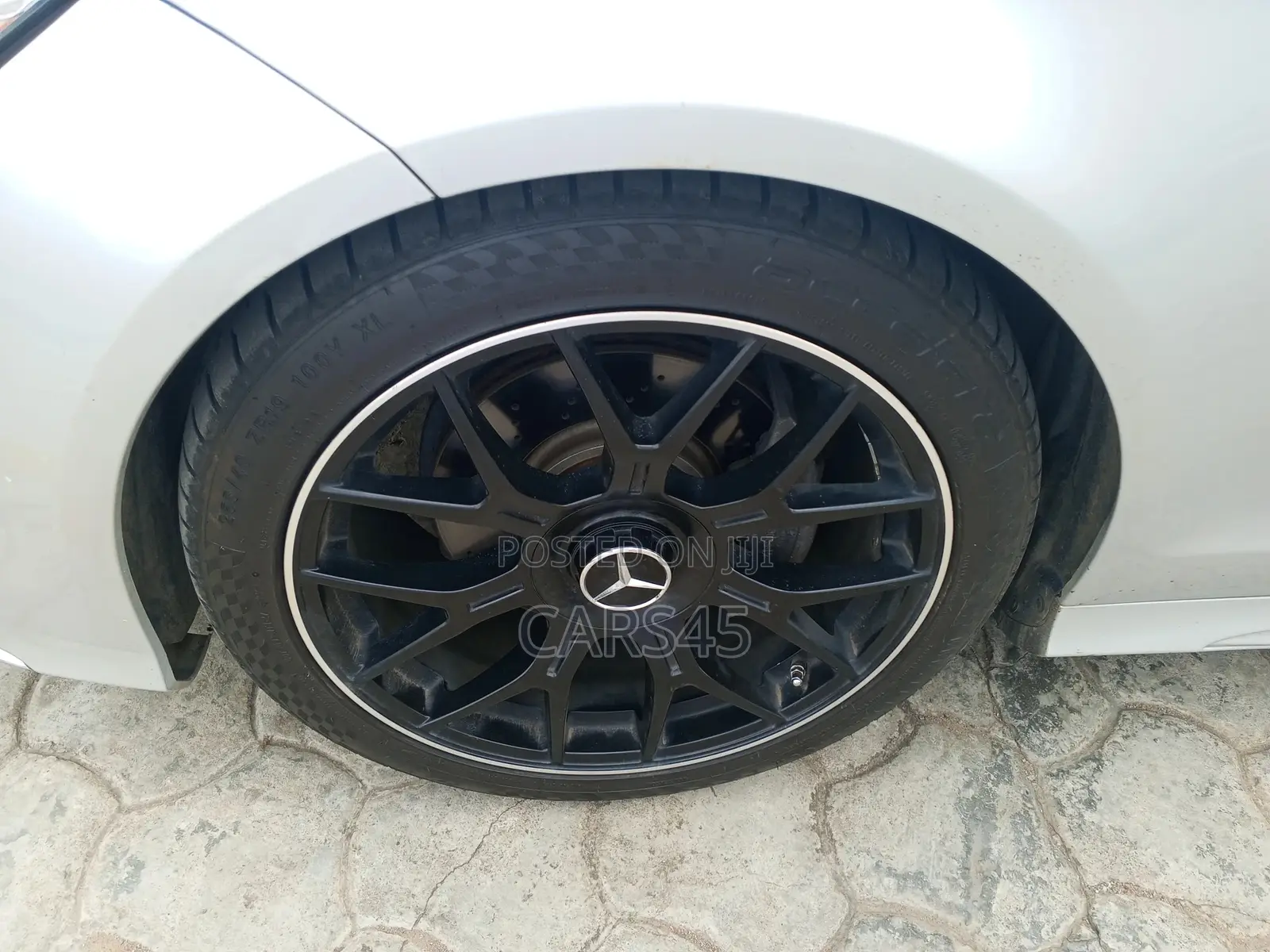Mercedes-Benz CLS 2015 Silver