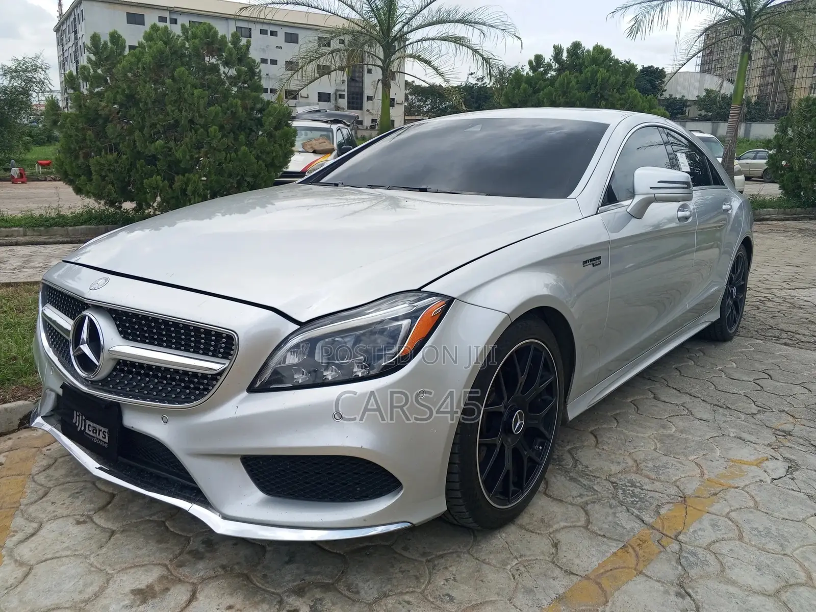 Mercedes-Benz CLS 2015 Silver