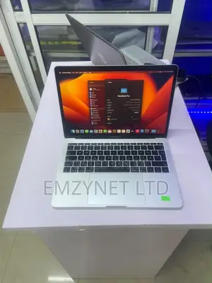 Laptop Apple MacBook Pro 2017 8GB Intel Core i5 SSD 128GB