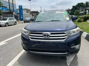 Toyota Highlander 2013 Blue