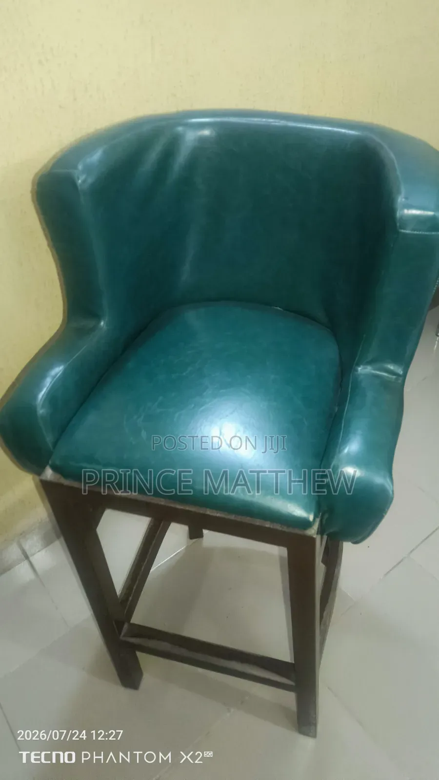 Single Stand Alone High Chair