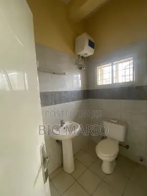 3bdrm Block of Flats in Guzape Main for rent