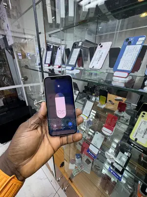 Apple iPhone 12 64 GB White