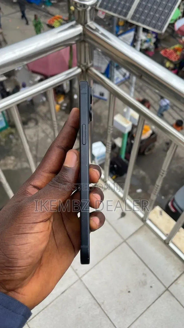 Apple iPhone 15 Plus 128 GB Black