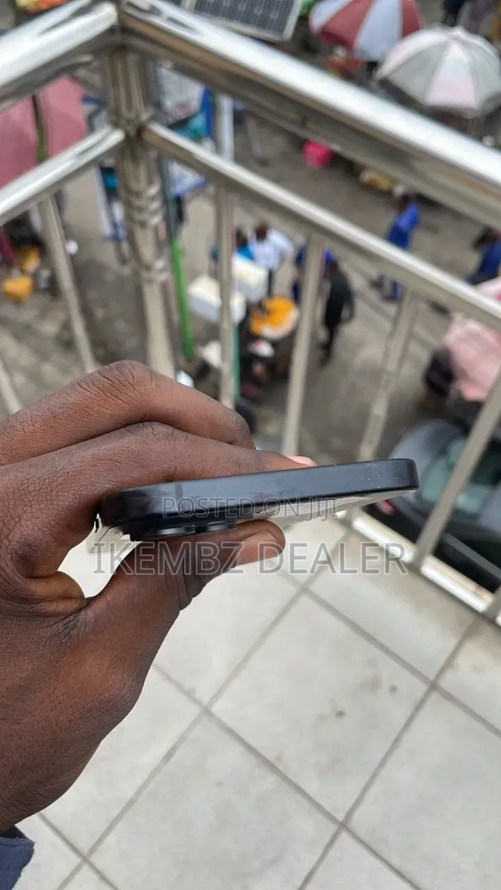 Apple iPhone 15 Plus 128 GB Black