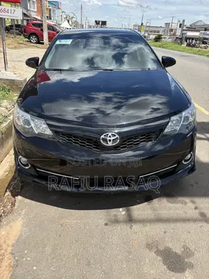 Toyota Camry SE 4dr Sedan (2.5L 4cyl 6A) 2014 Black