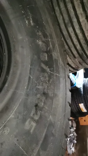 Brand New 445/95r25 or 16.00-25 Michelin