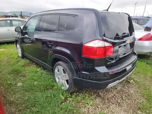 Chevrolet Orlando 2012 Black