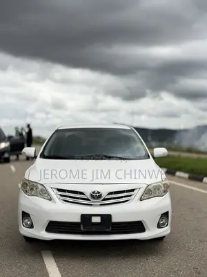 Toyota Corolla 2012 White