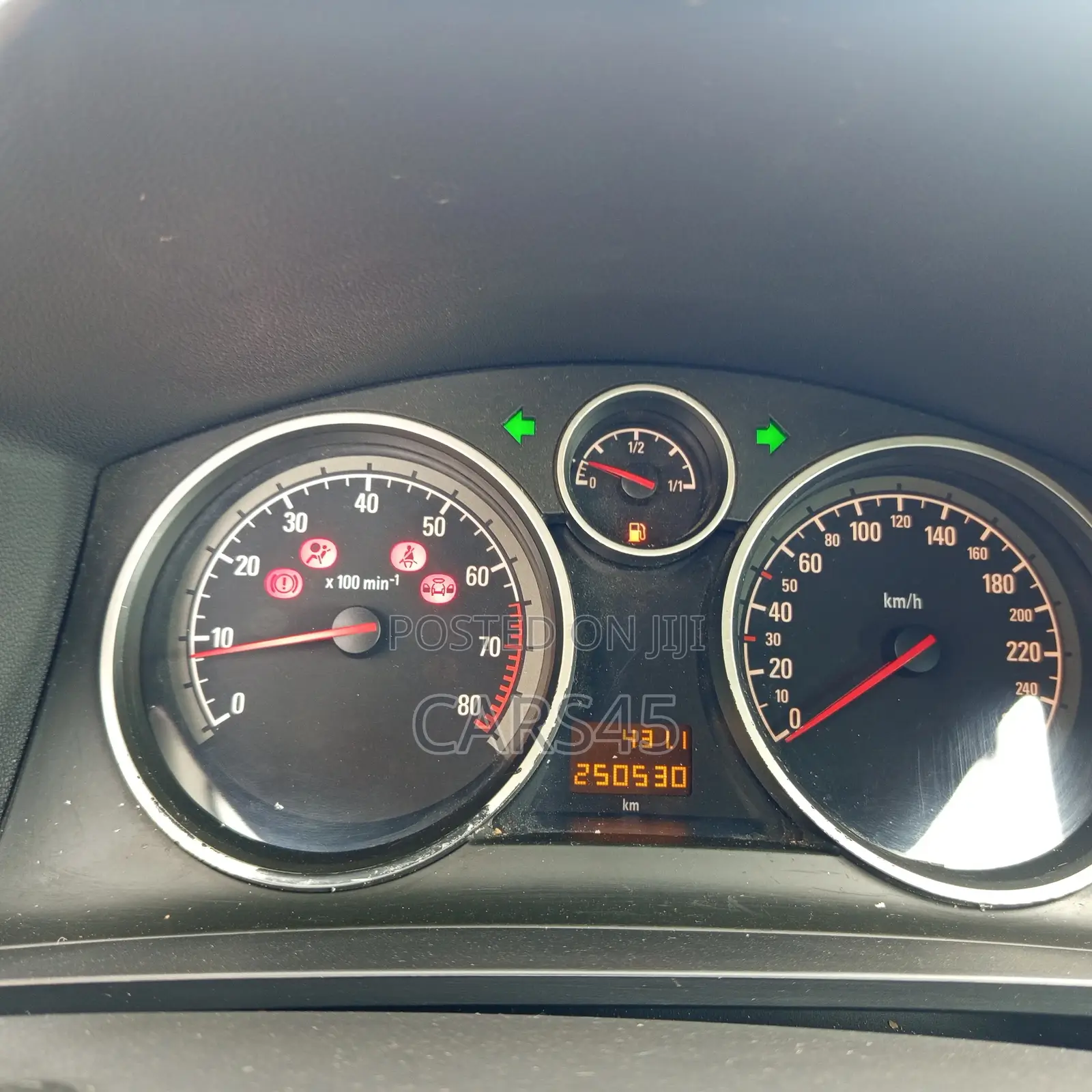 Opel Zafira 2016 Gray
