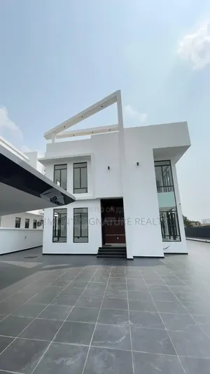 5bdrm Duplex in Pinnock Estate, Osapa london for sale