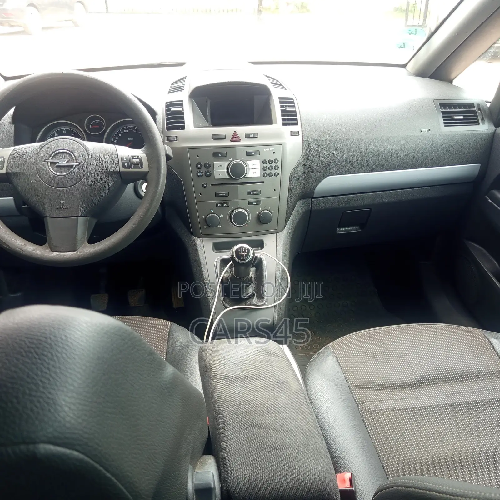 Opel Zafira 2016 Gray