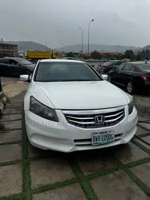 Honda Accord 2012 White